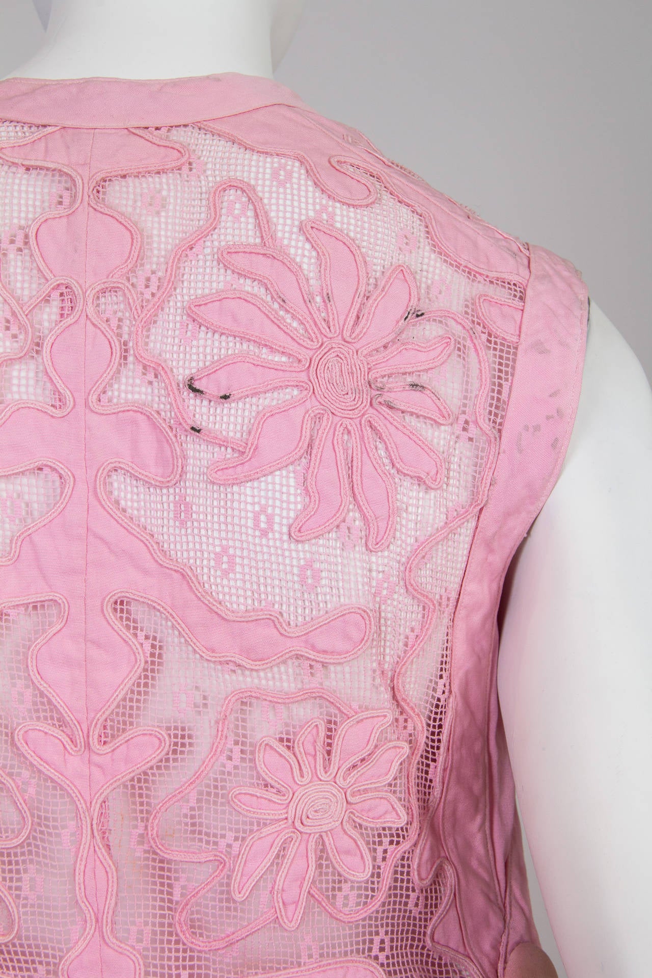 Gilet long de tunique édouardien en coton et dentelle rose pâle des années 1900 Pour femmes en vente