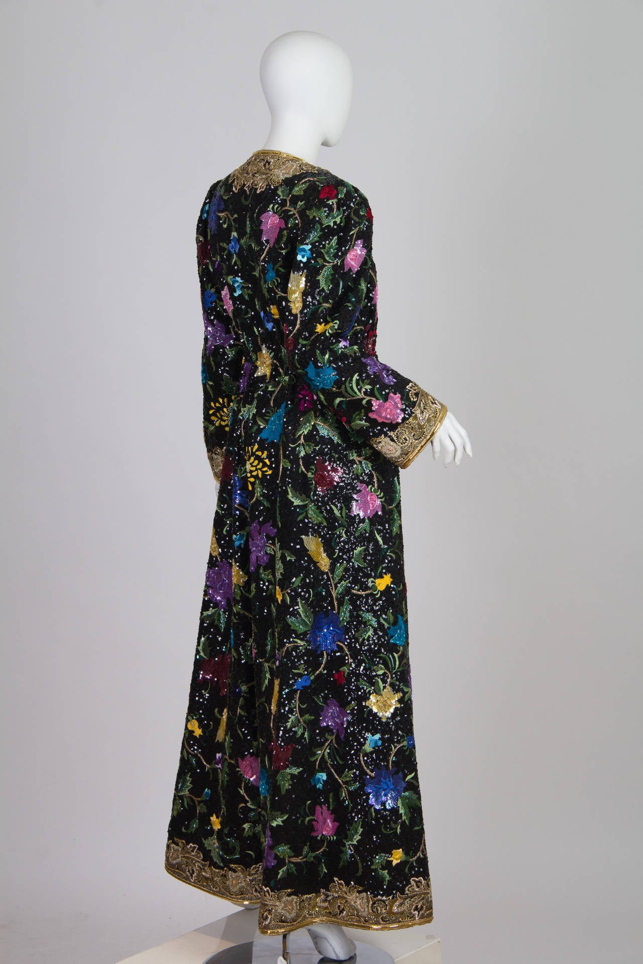 1980er MICHAEL NOVARESE Schwarzer Haute Couture Staubmantel aus Seidentaft in Excep Damen im Angebot