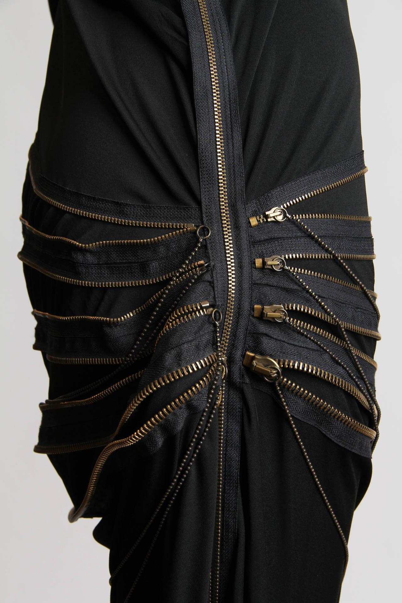 1990S JEAN PAUL GAULTIER Black Jersey Dress With Hood & Adjustable Brass Zippers For Sale 2