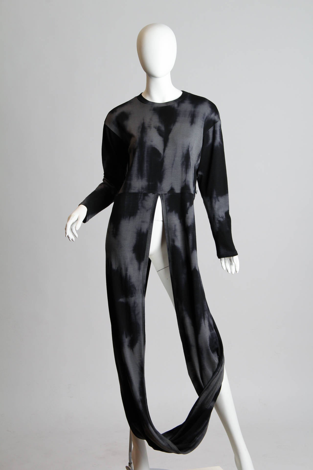 1990S PERMANENTE BY ISSEY MIYAKE Black & Grey Wool Jersey Tie Dyed Twisted Hem  For Sale 1
