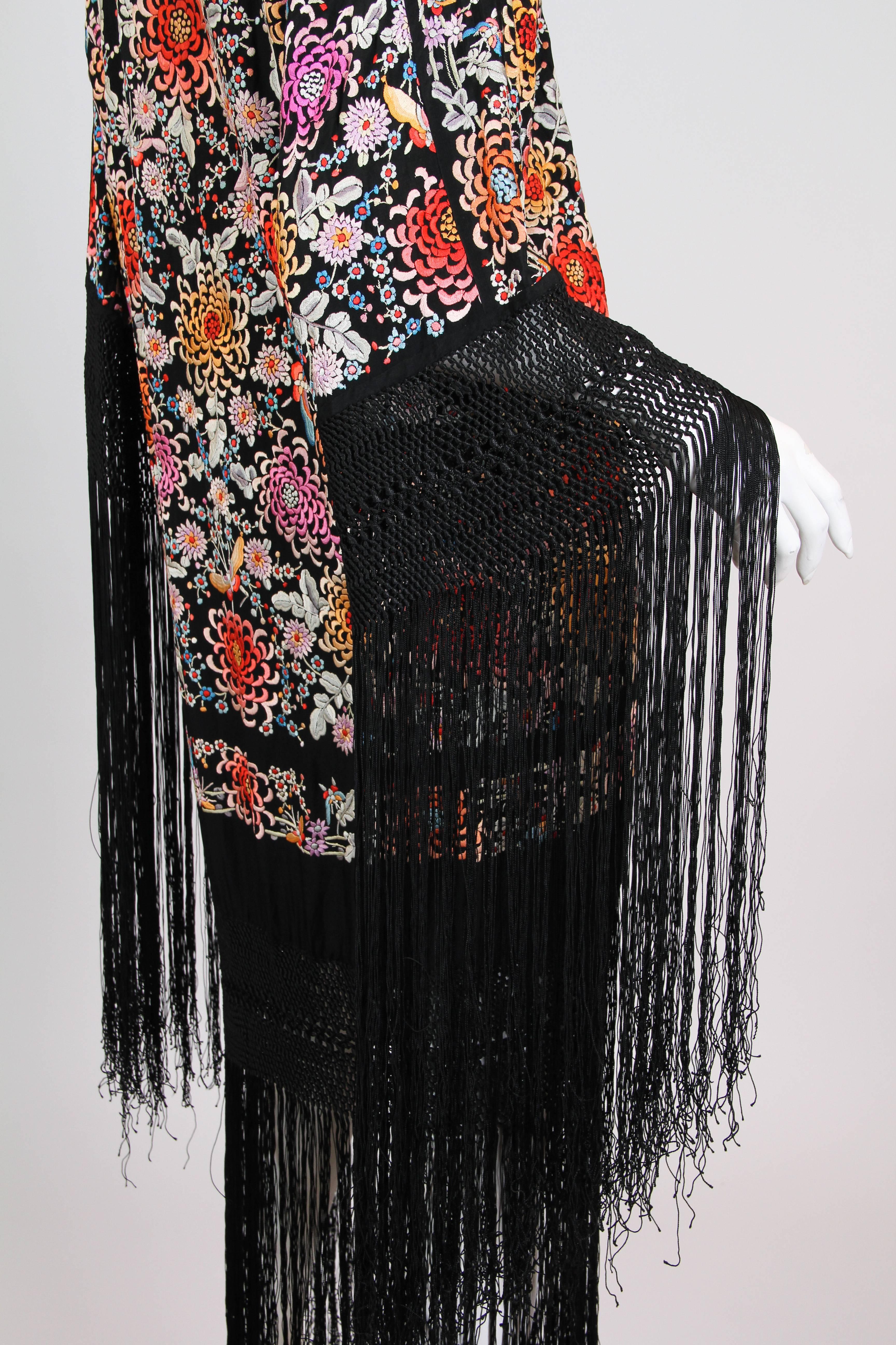 1920s Piano Shawl Kimono In Excellent Condition In New York, NY