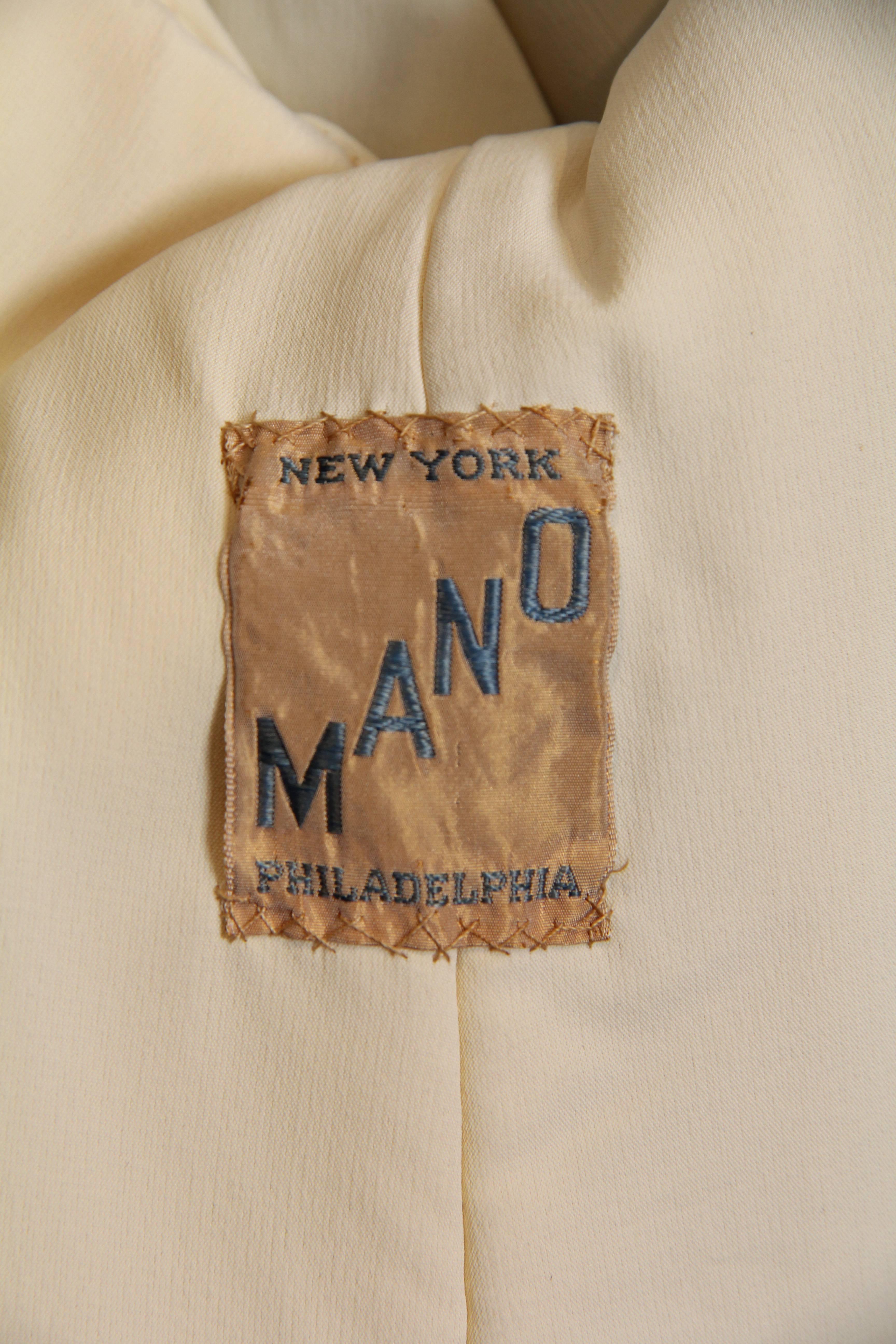 1930er Cremefarbener Mantel aus Hermelinpelz mit gehäkelter Spitze aus Wollmischung an Ärmeln im Angebot 5