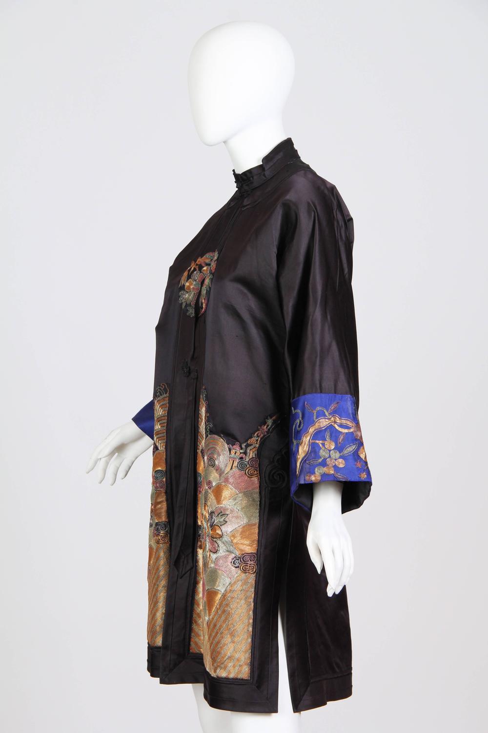Antique Chinese Embroidered Jacket For Sale at 1stdibs
