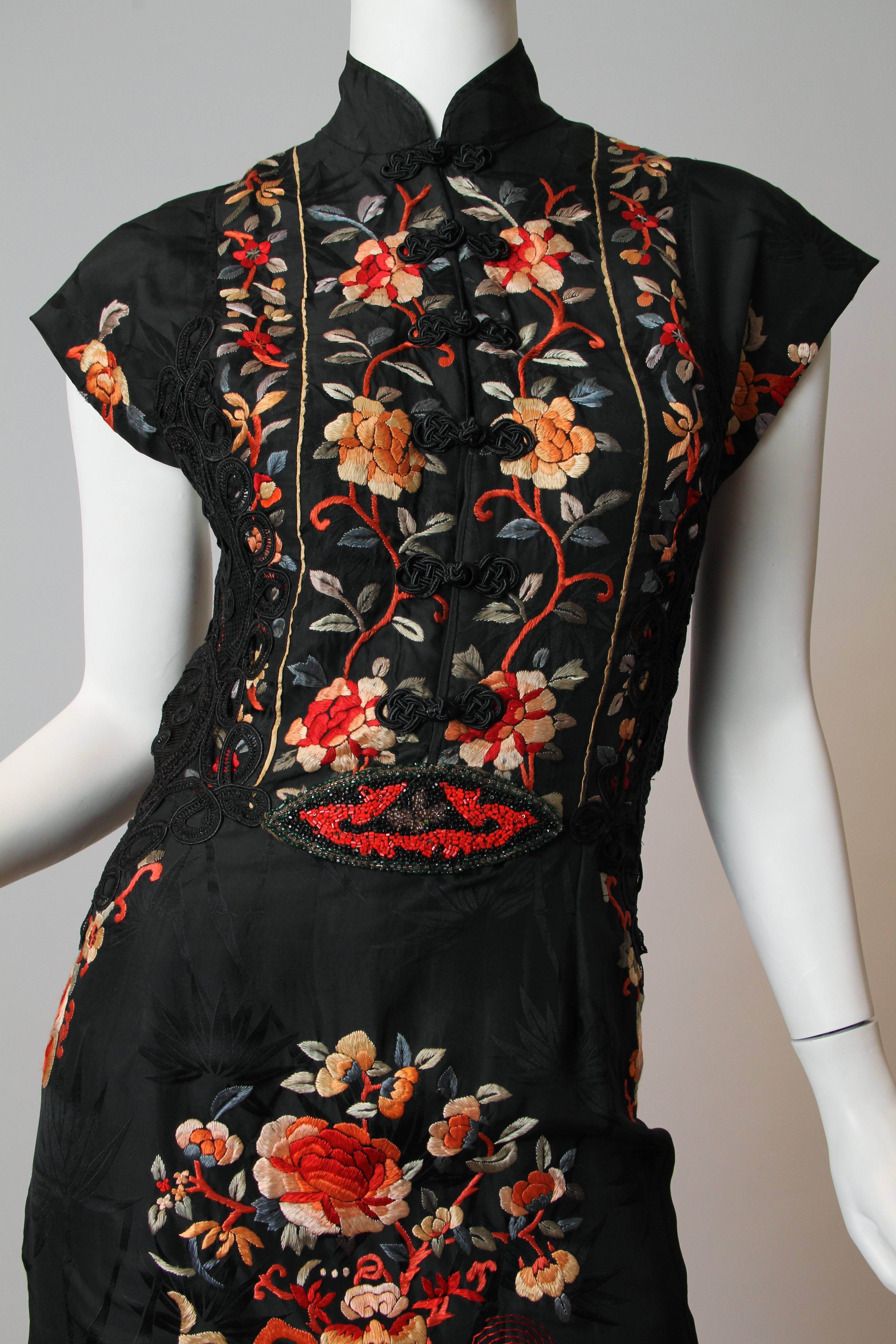 Backless Hand Embroidered Chinese Dress with Victorian Lace 1