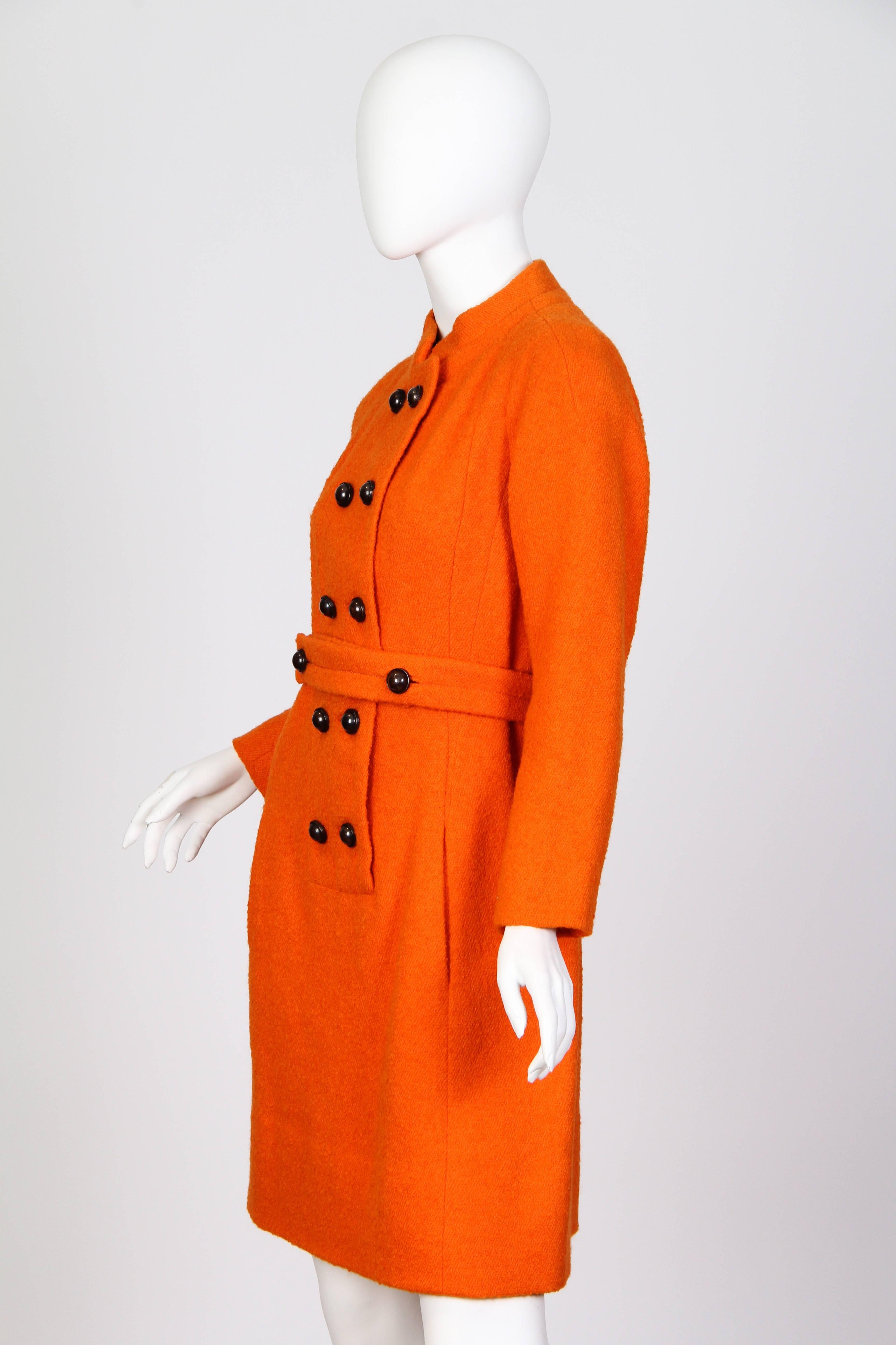 Amelia Gray ran the chicest of boutiques in Beverly Hills and was the first to really discover the master talent of James Galanos in the early 1950s. This dress dates from his early years of design. Here he has channeled the youthful spirit of the
