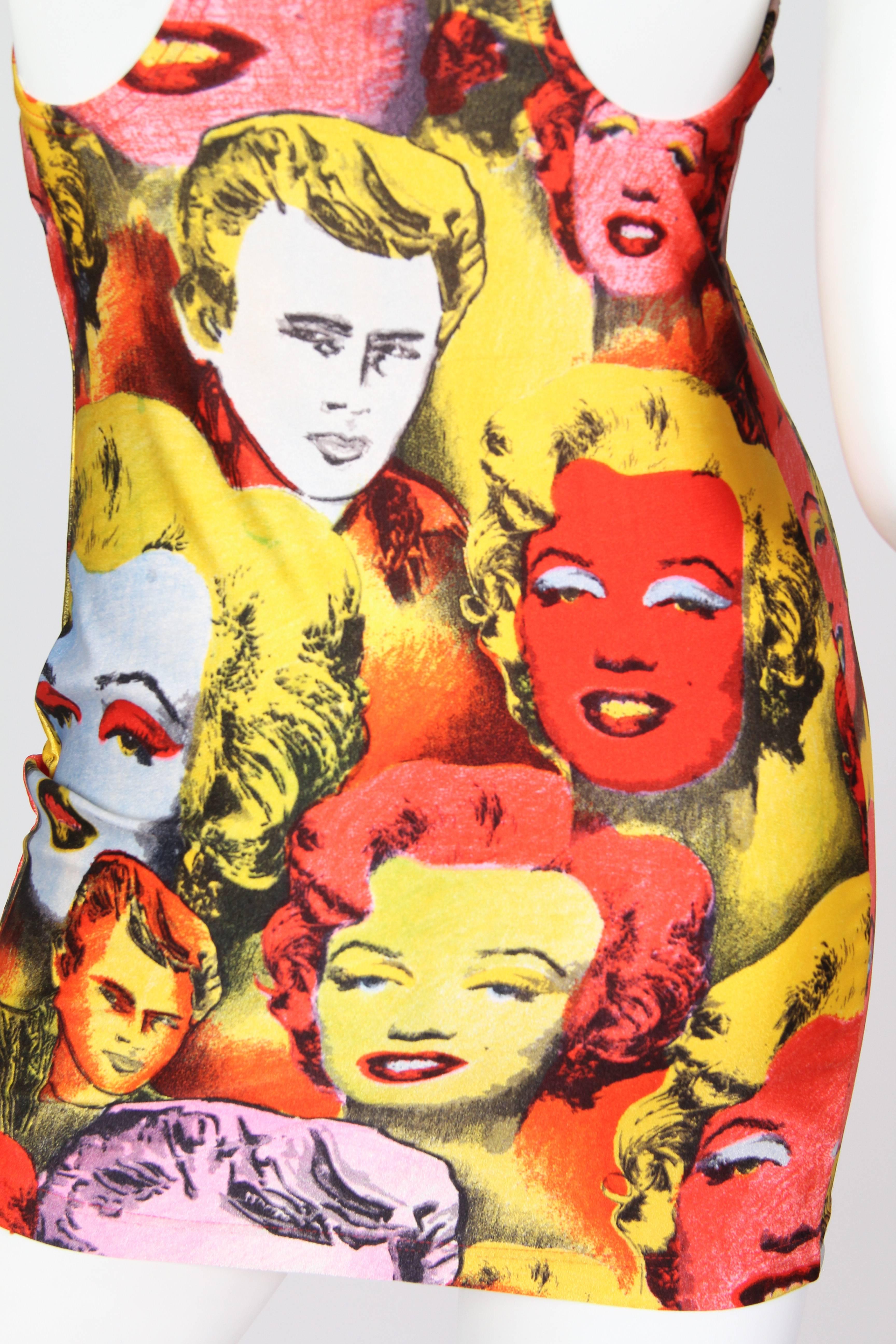 GIANNI VERSACE Nouveauté emblématique en jersey polyester/lycra rouge et jaune, Marilyn Monroe, années 1990 en vente 2