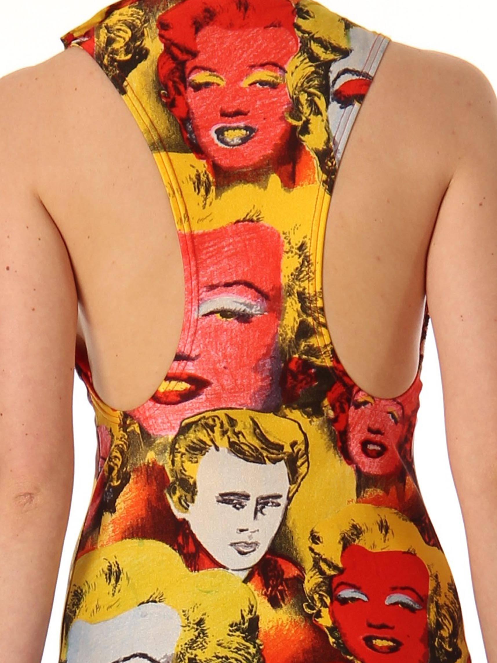 GIANNI VERSACE Nouveauté emblématique en jersey polyester/lycra rouge et jaune, Marilyn Monroe, années 1990 Pour femmes en vente