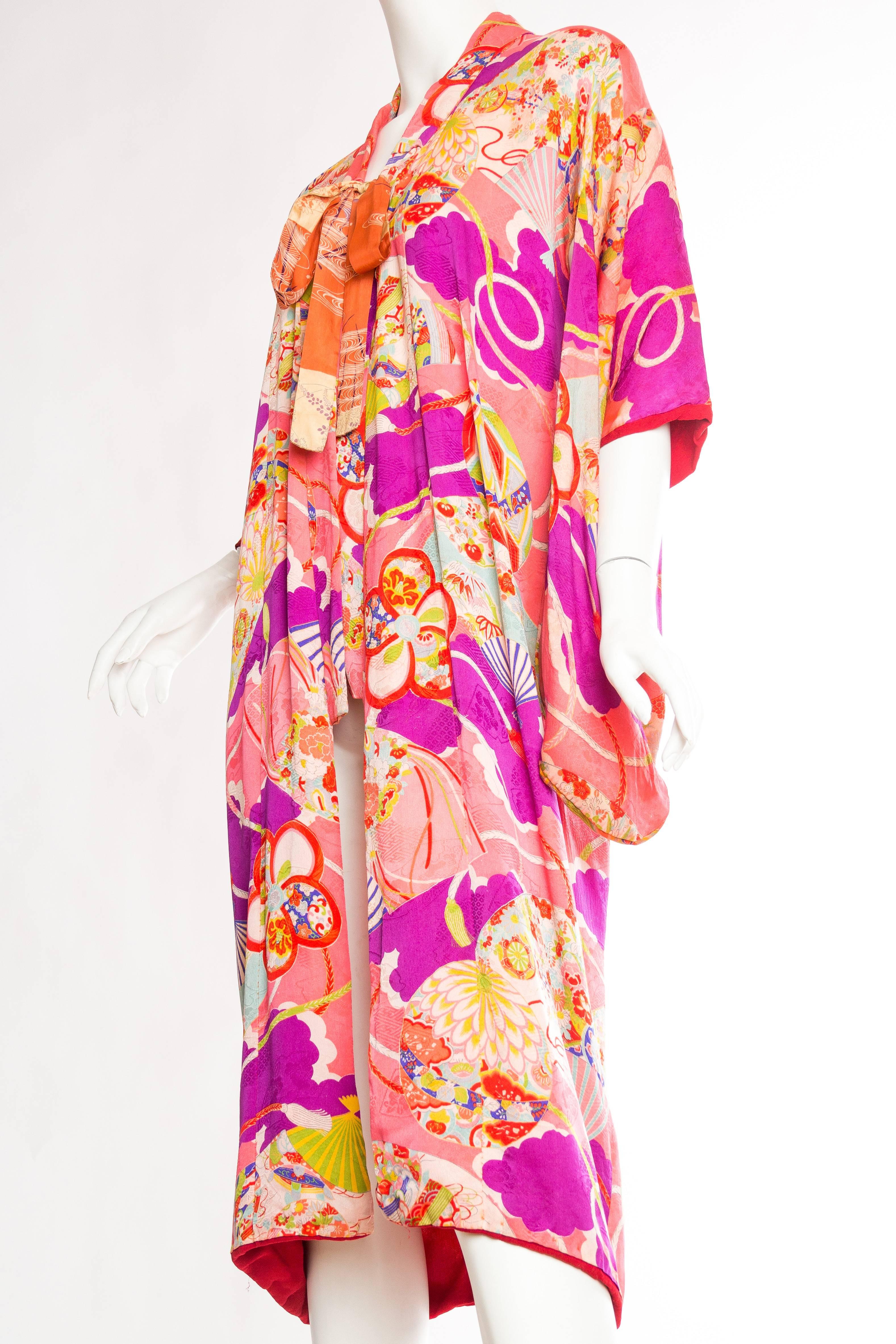 Women's Bright 1940s Printed Kimono