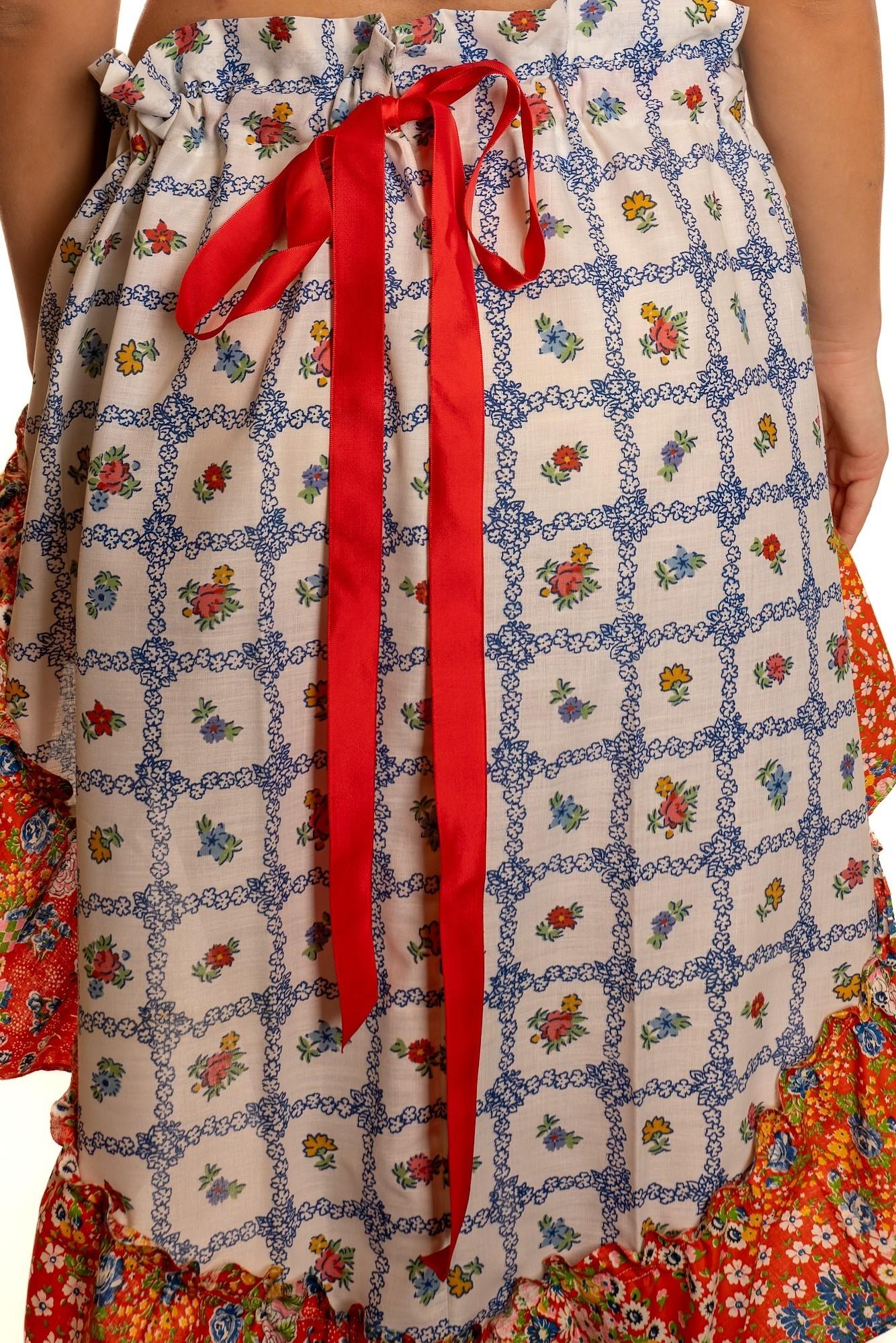 Morphew Collection Weiß & Rot Mehrfarbig Baumwolle Floral Rock Mit Verstellbar im Angebot 3