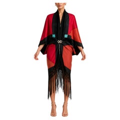 MA Roter, geometrisch gemusterter Seiden-Cocoon von Bob Mackie mit antikem Verschluss und spanischen Fransen
