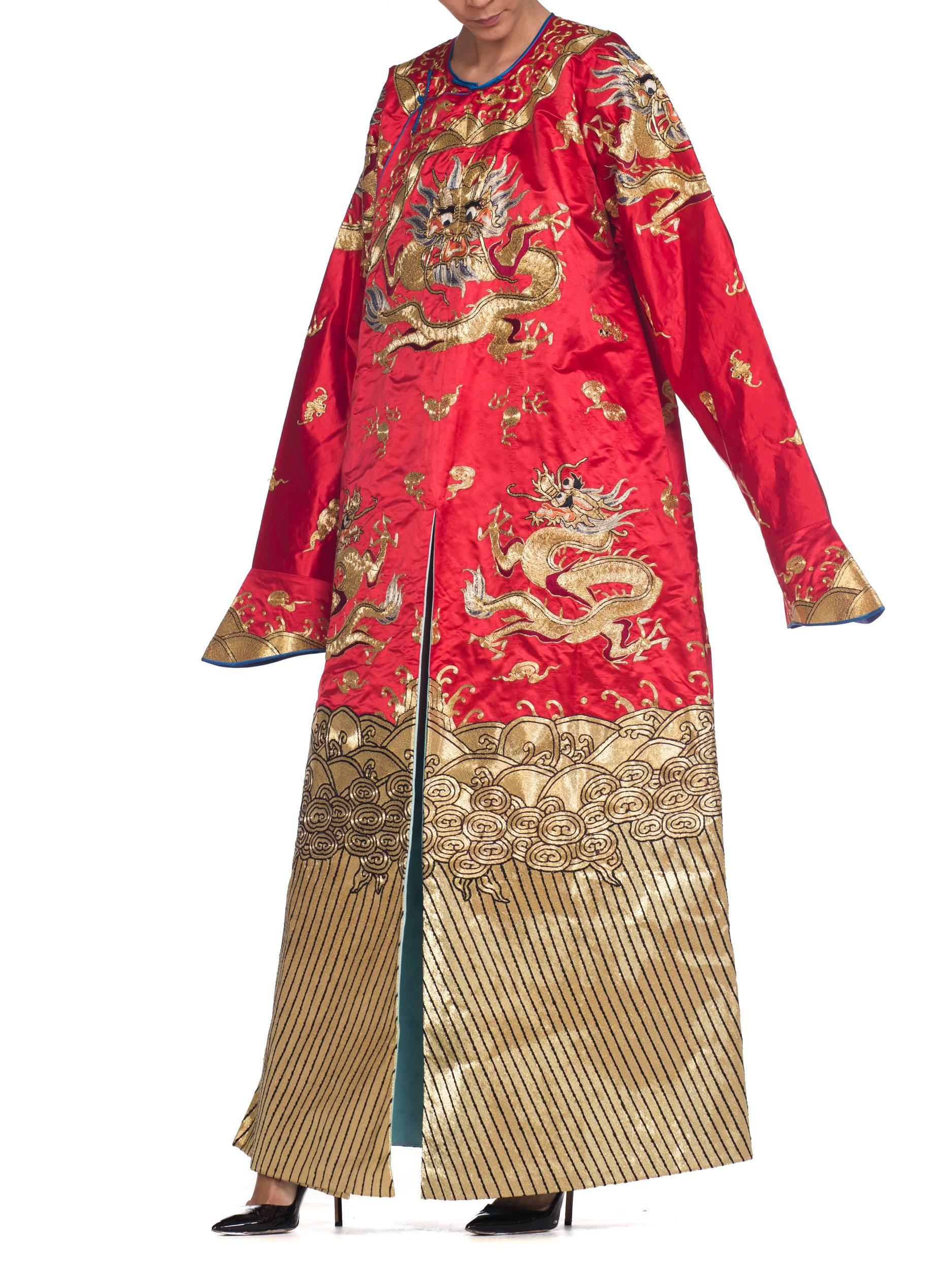 1950S Metallic Golden Dragons Embroidered Red Chinese Opera  KimonoRobe For Sale 2