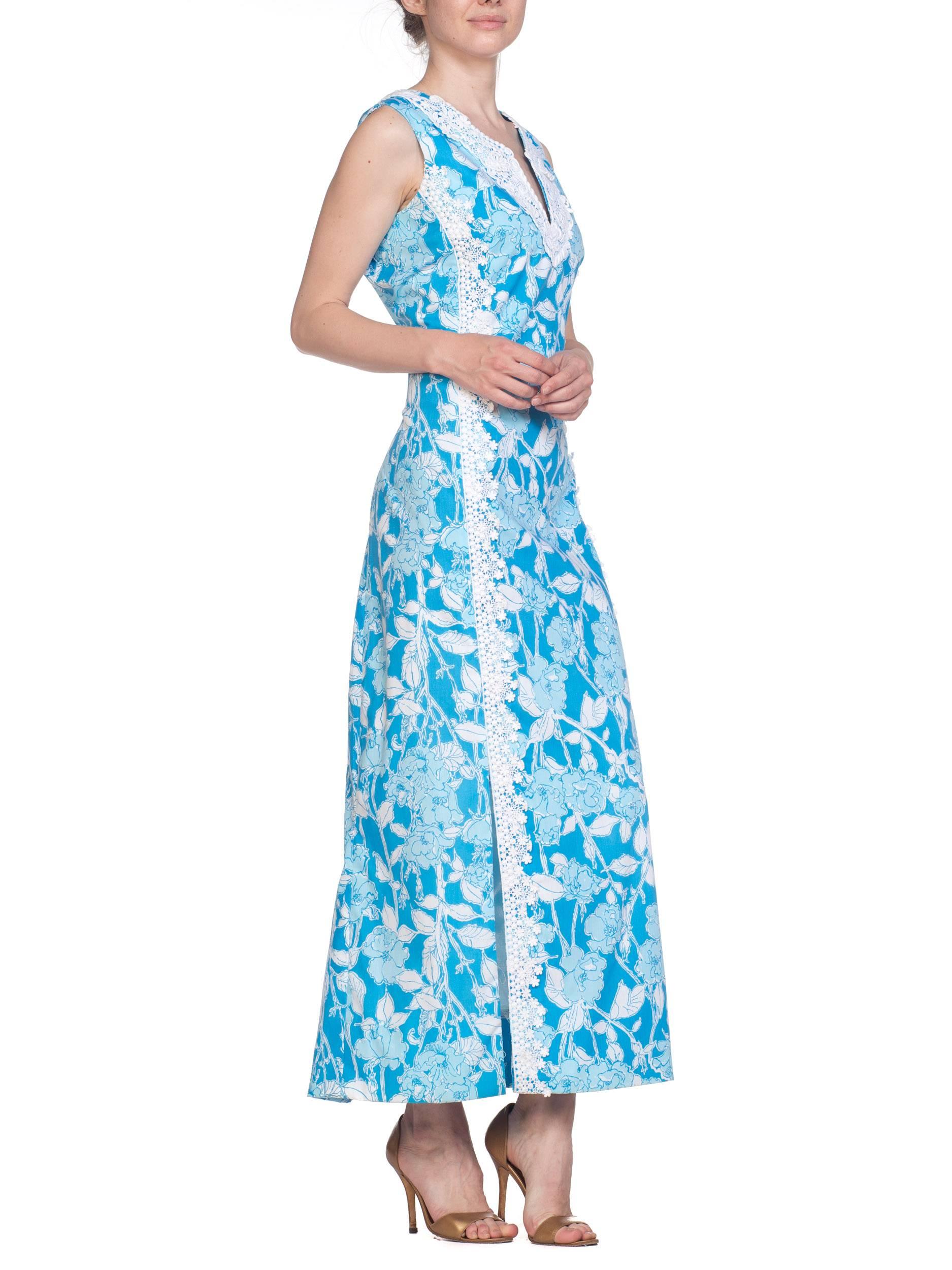 1960S LILY PULITZER Aqua  Floral Cotton Dress With White Lace Flowers Szl 1