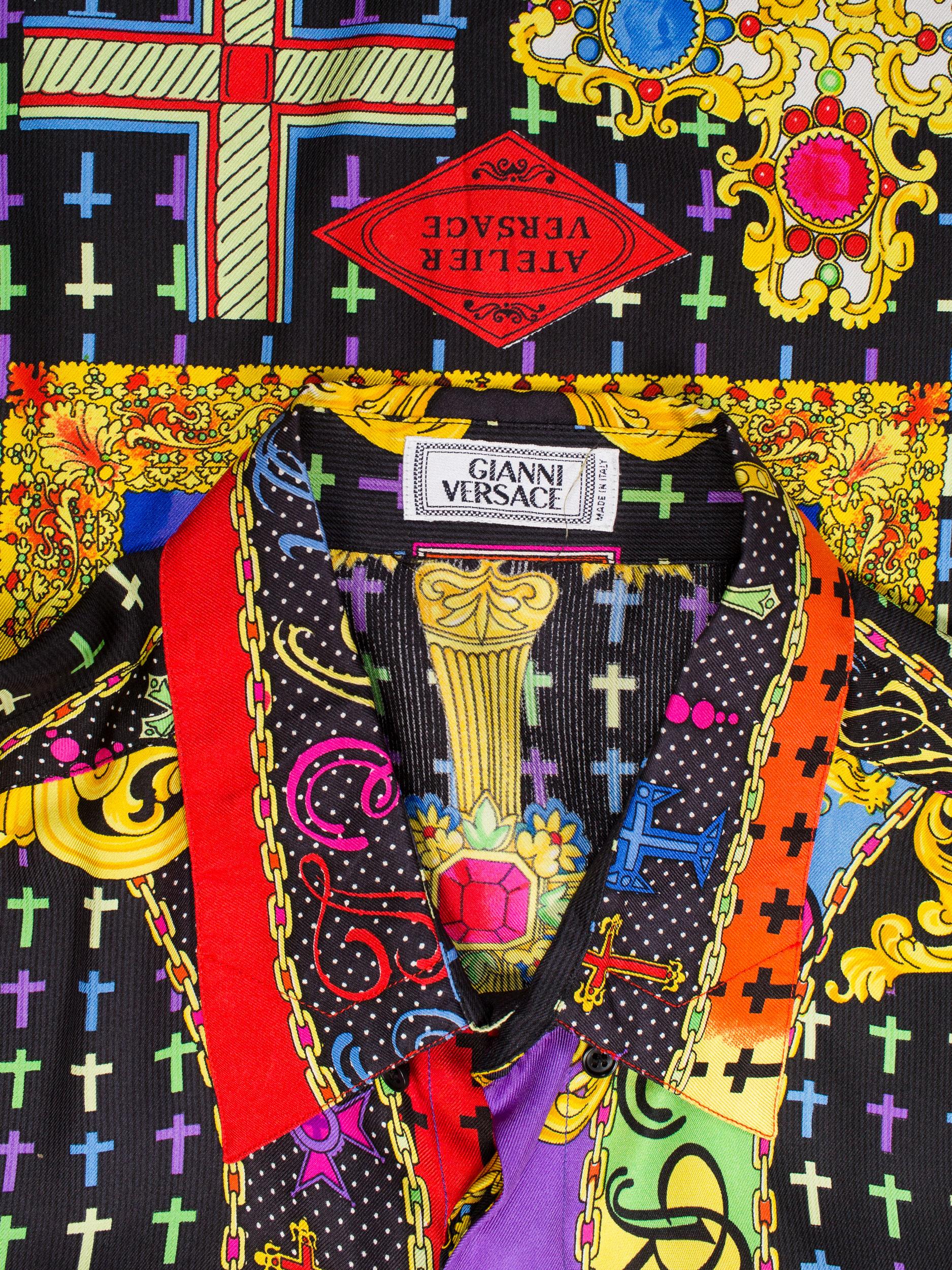 Pink 1990s Men's Gianni Versace Baroque Silk Shirt With Crosses