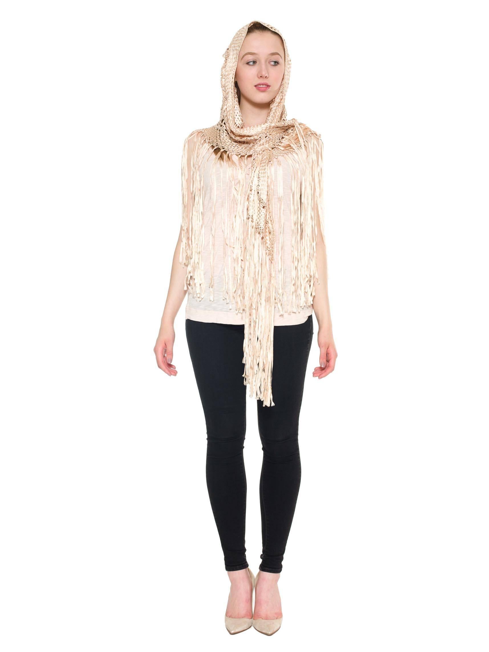 Rayon Macrame Shawl Tunic Coverup In Excellent Condition In New York, NY