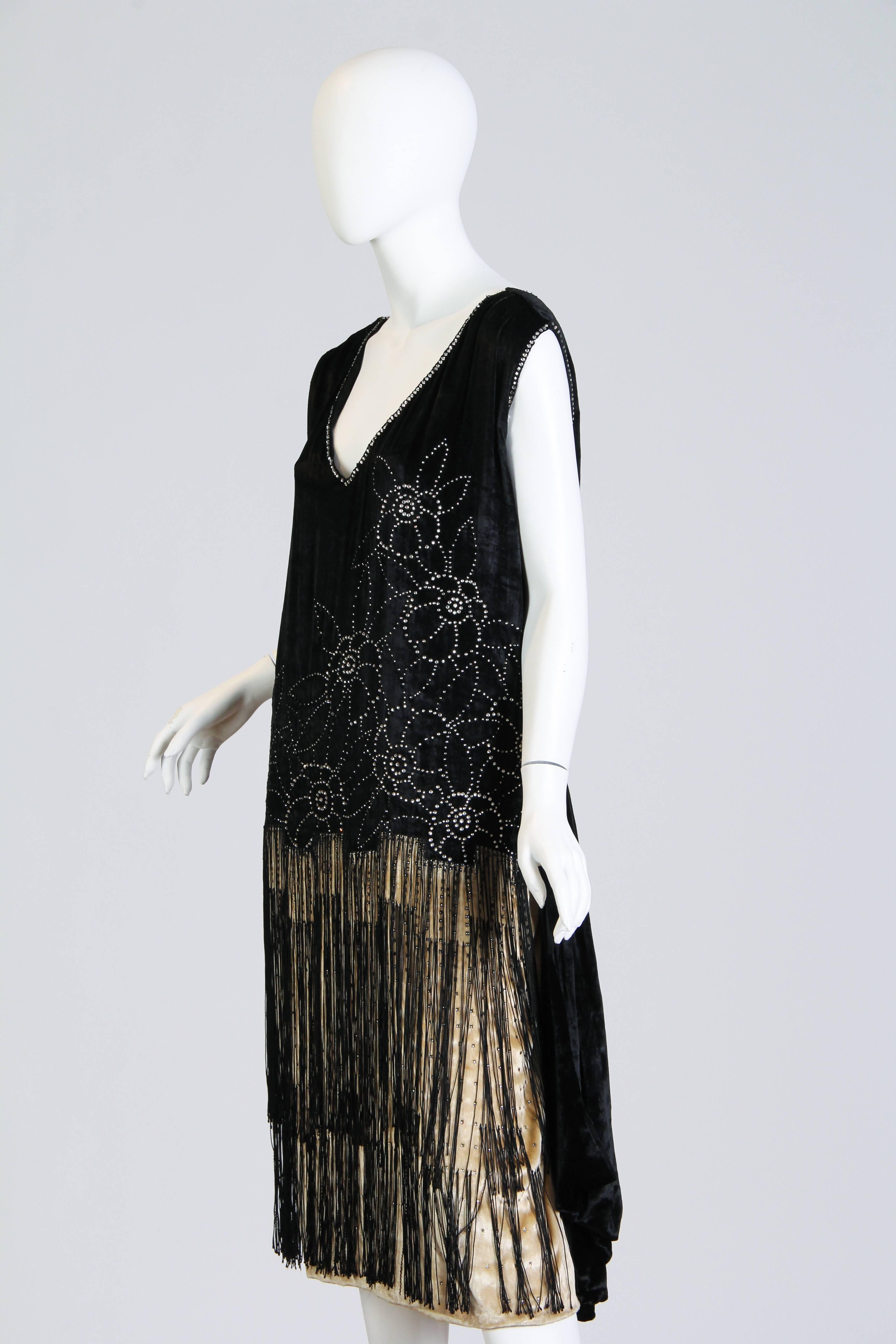 1920s velvet dress