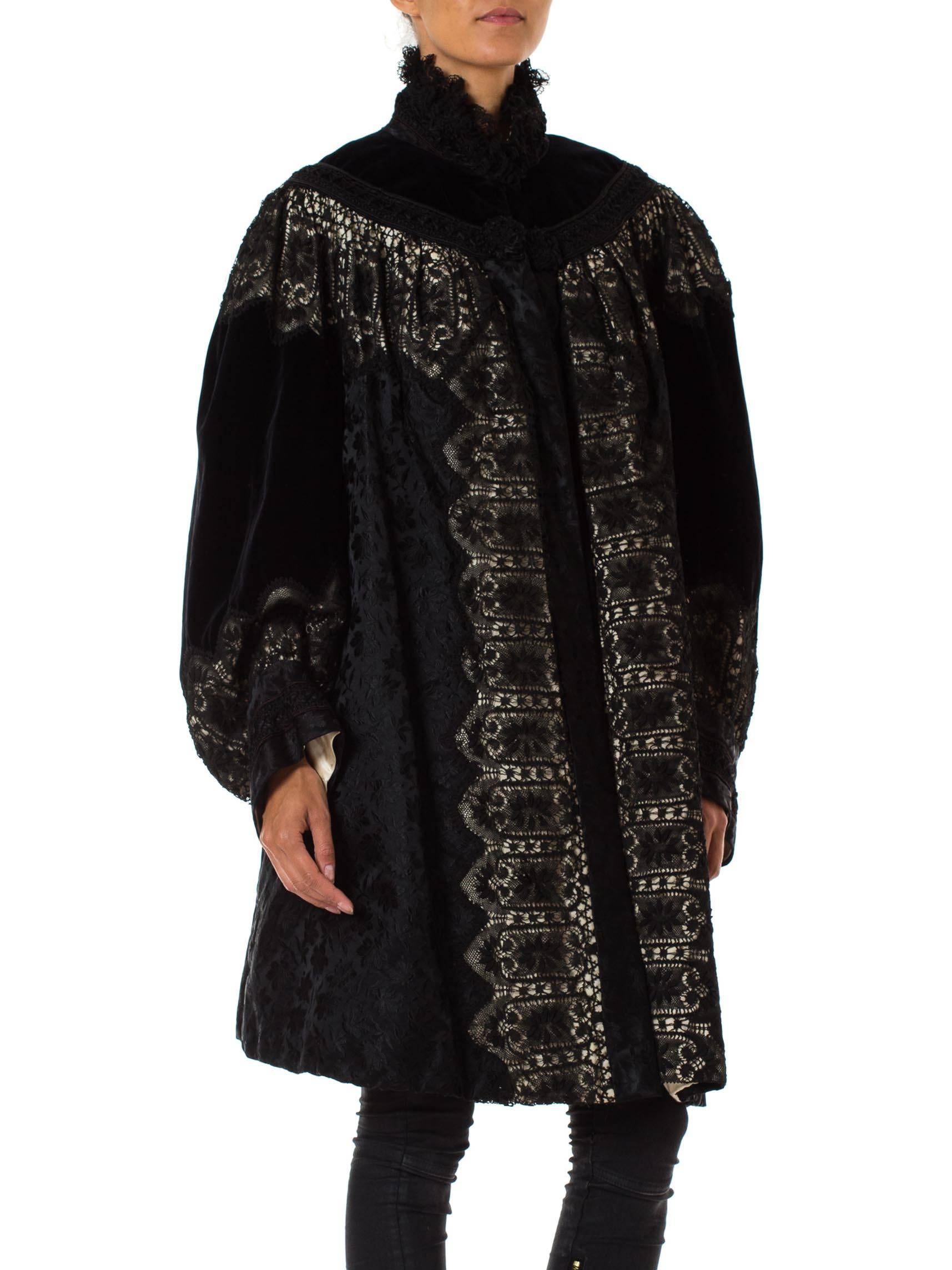 Victorian Black & White Silk Damask With Velvet And Handmade Lace Belle Epoch S In Good Condition For Sale In New York, NY