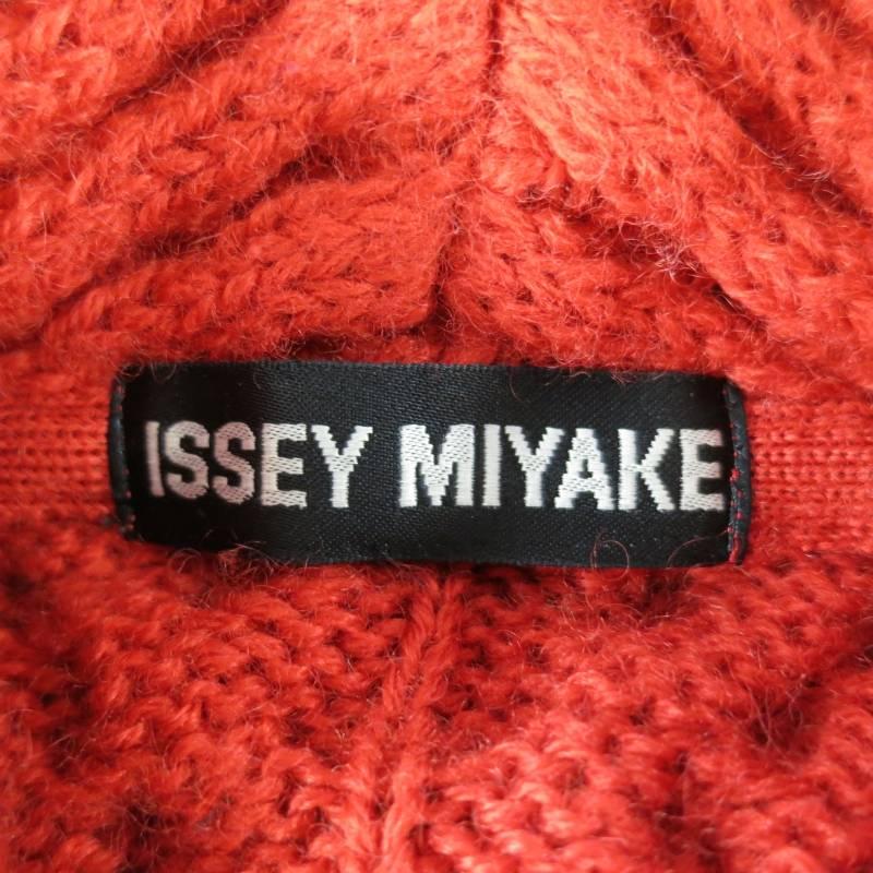 Vintage ISSEY MIYAKE M Red Textured Cable Knit Wool Batwing Cardigan 5