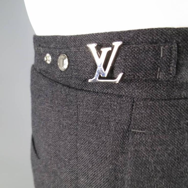 Louis Vuitton Textured Silk Carrot Pants BLACK. Size 34