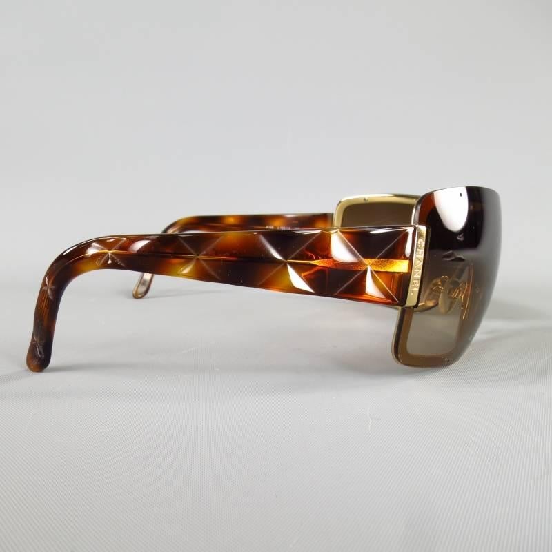 CHANEL Brown & Gold Quited Tourtoise Sunglasses In Excellent Condition In San Francisco, CA