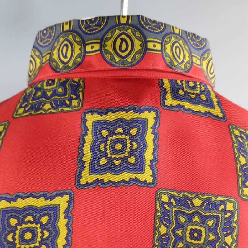 Vintage GIANNI VERSACE Men's Size M Red & Gold Scarf Print Long Sleeve Shirt 2