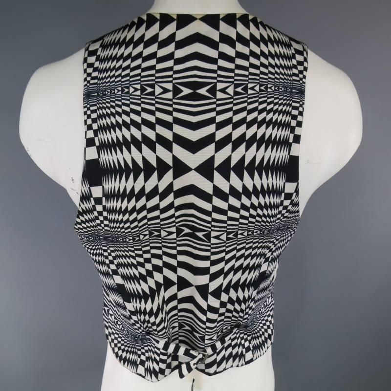 Vintage GIANNI VERSACE Men's 40 Black & White Geometric Print Viscose Blend Vest 5