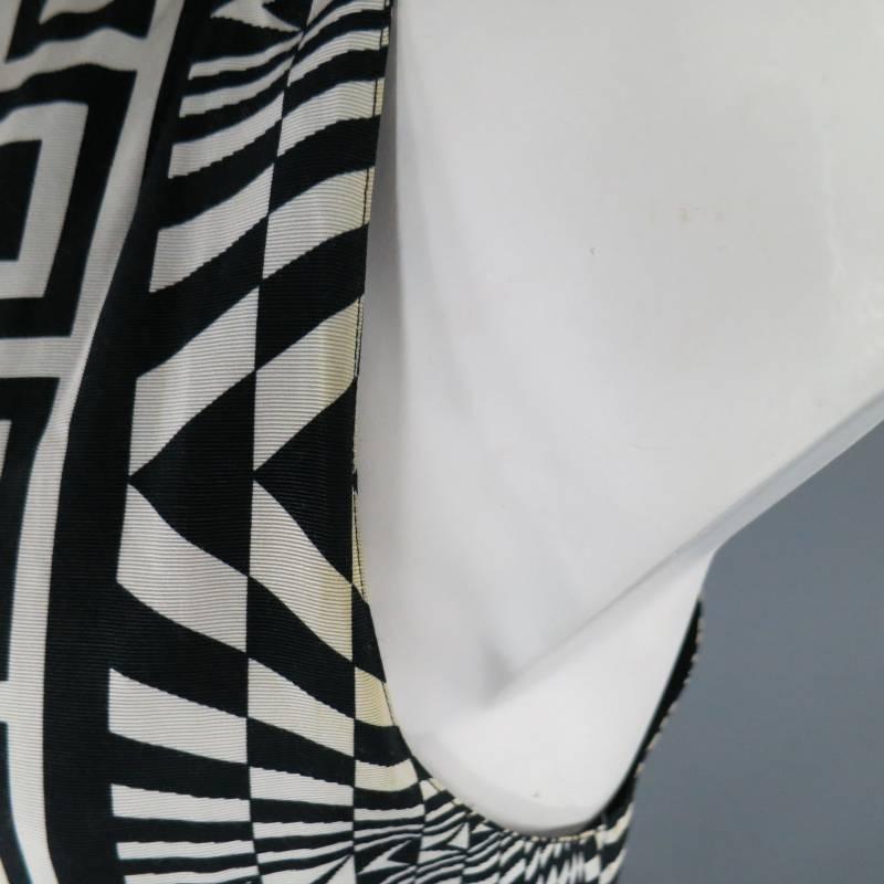 Vintage GIANNI VERSACE Men's 40 Black & White Geometric Print Viscose Blend Vest 3