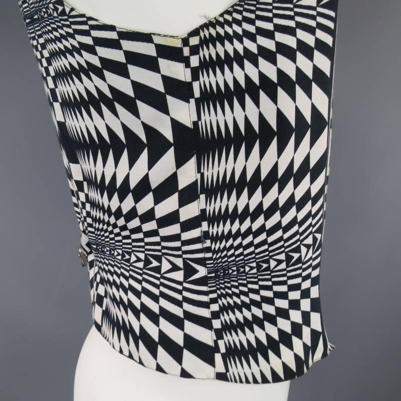 Vintage GIANNI VERSACE Men's 40 Black & White Geometric Print Viscose Blend Vest 2