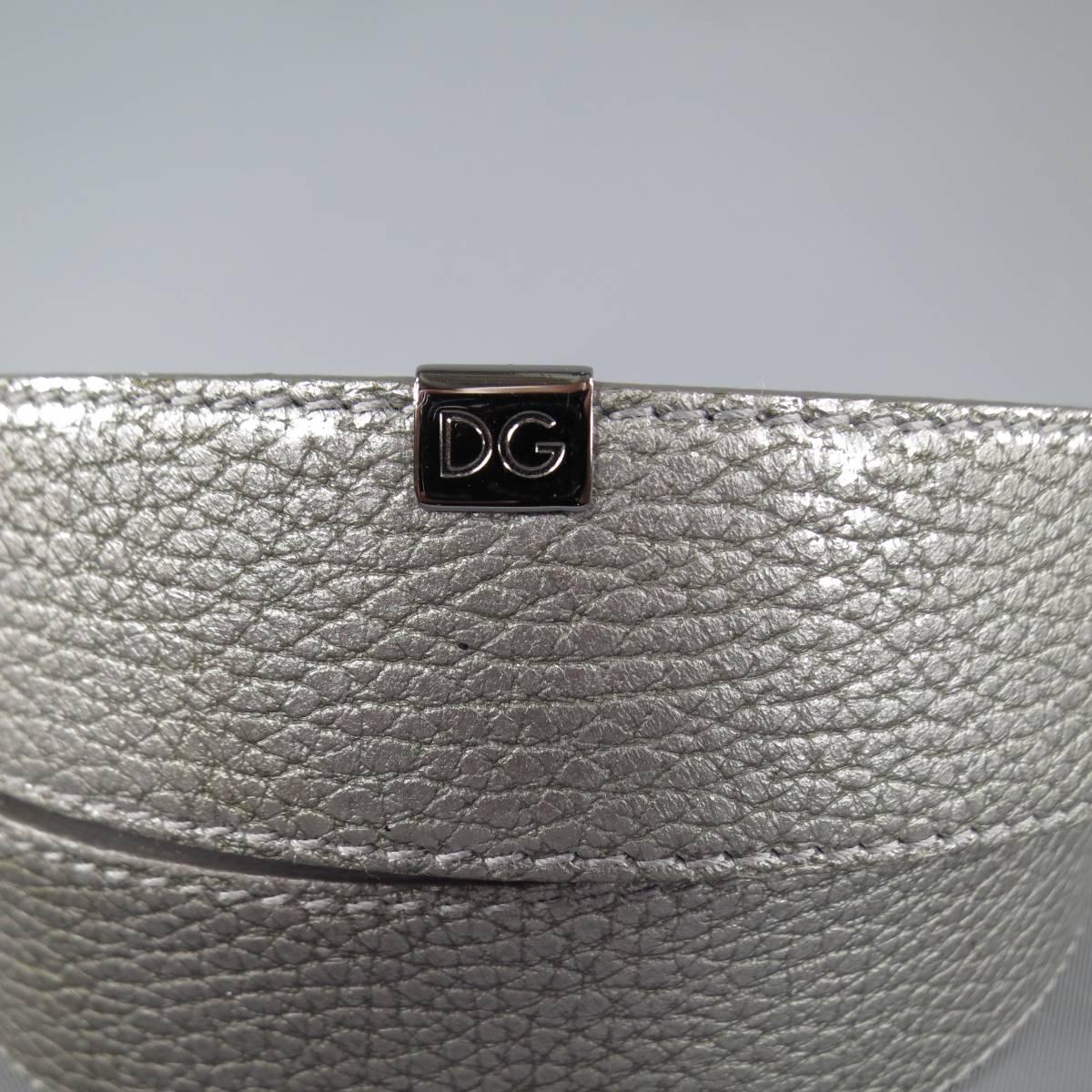 DOLCE & GABBANA Size 40 Silver Opalescent Leather Belt In Excellent Condition In San Francisco, CA