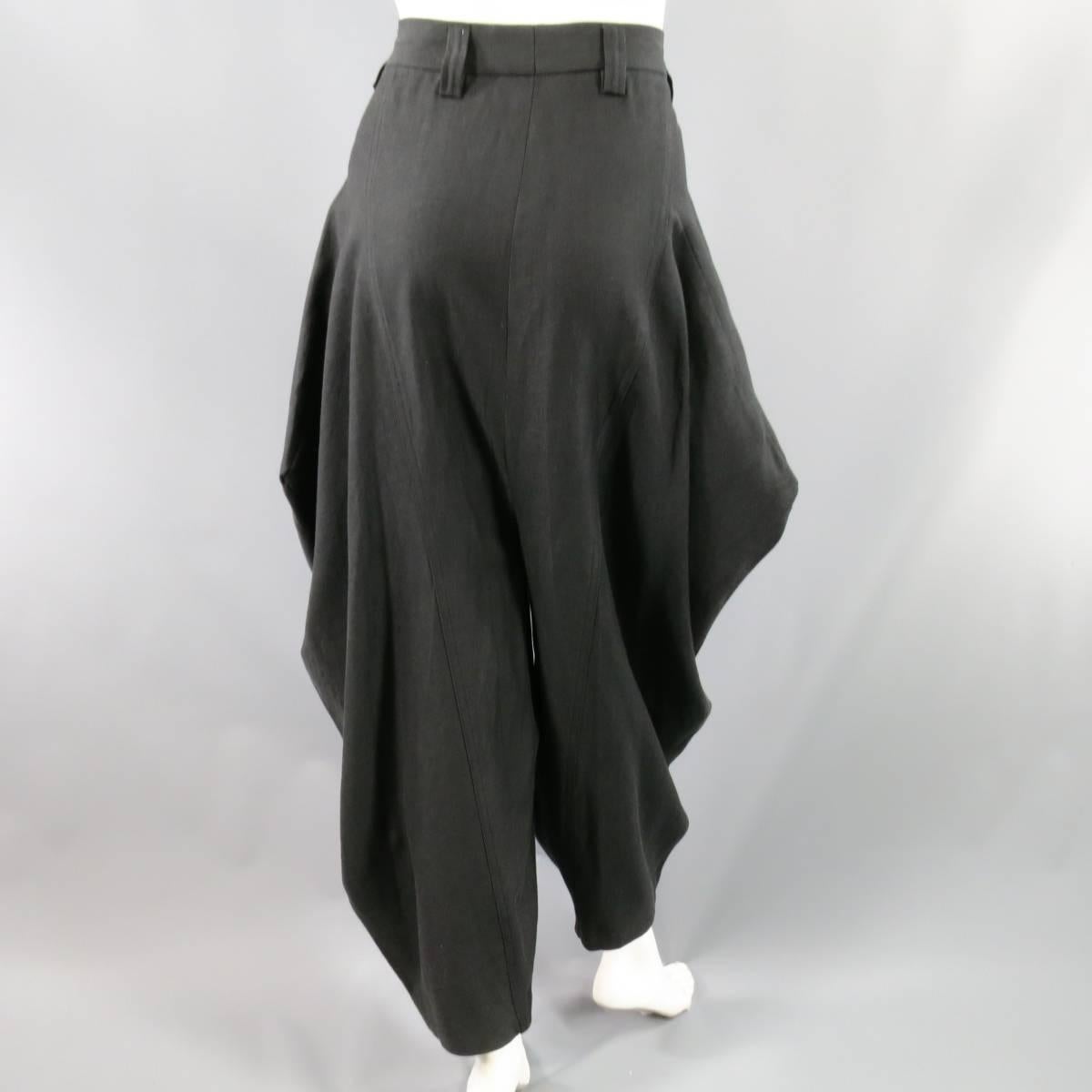 IVAN GRUNDAHL Size 6 Charcoal Wool Draped Origami Pants In Excellent Condition In San Francisco, CA