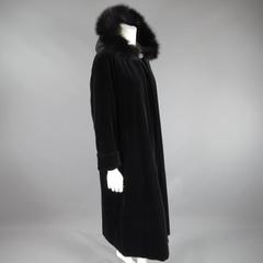 Jahrgang BURBERRY Größe 8 schwarz Samt Fuchspelz Trim Kapuzenmantel