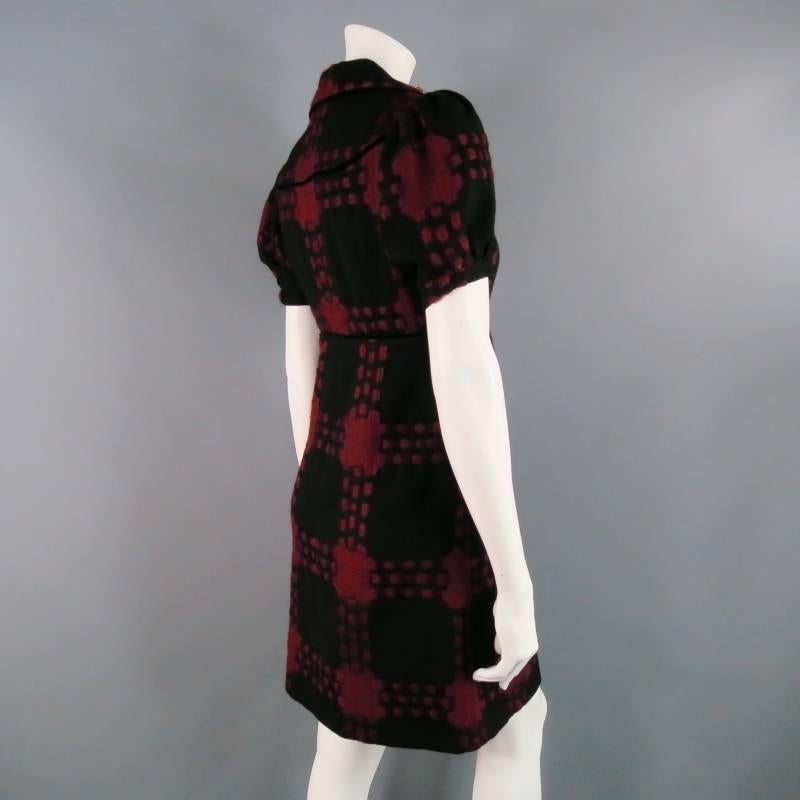 GUCCI Size 4 Black & Burgundy Plaid Wool Knit Short Puff Sleeve Dress In Excellent Condition In San Francisco, CA