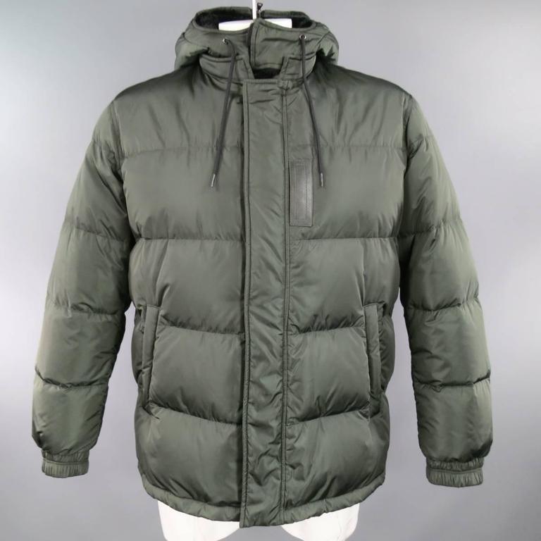 PRADA Men's 44 Green Quilted Detachable Hood Puff Parka Jacket at 1stDibs |  prada parka mens, prada green jacket, prada tg 54