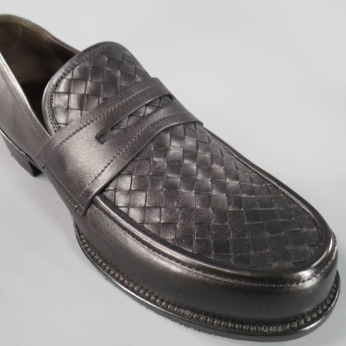 BOTTEGA VENETA Men's Size 11 Men's Black Leather Intrecciato Woven Penny Loafers In New Condition In San Francisco, CA