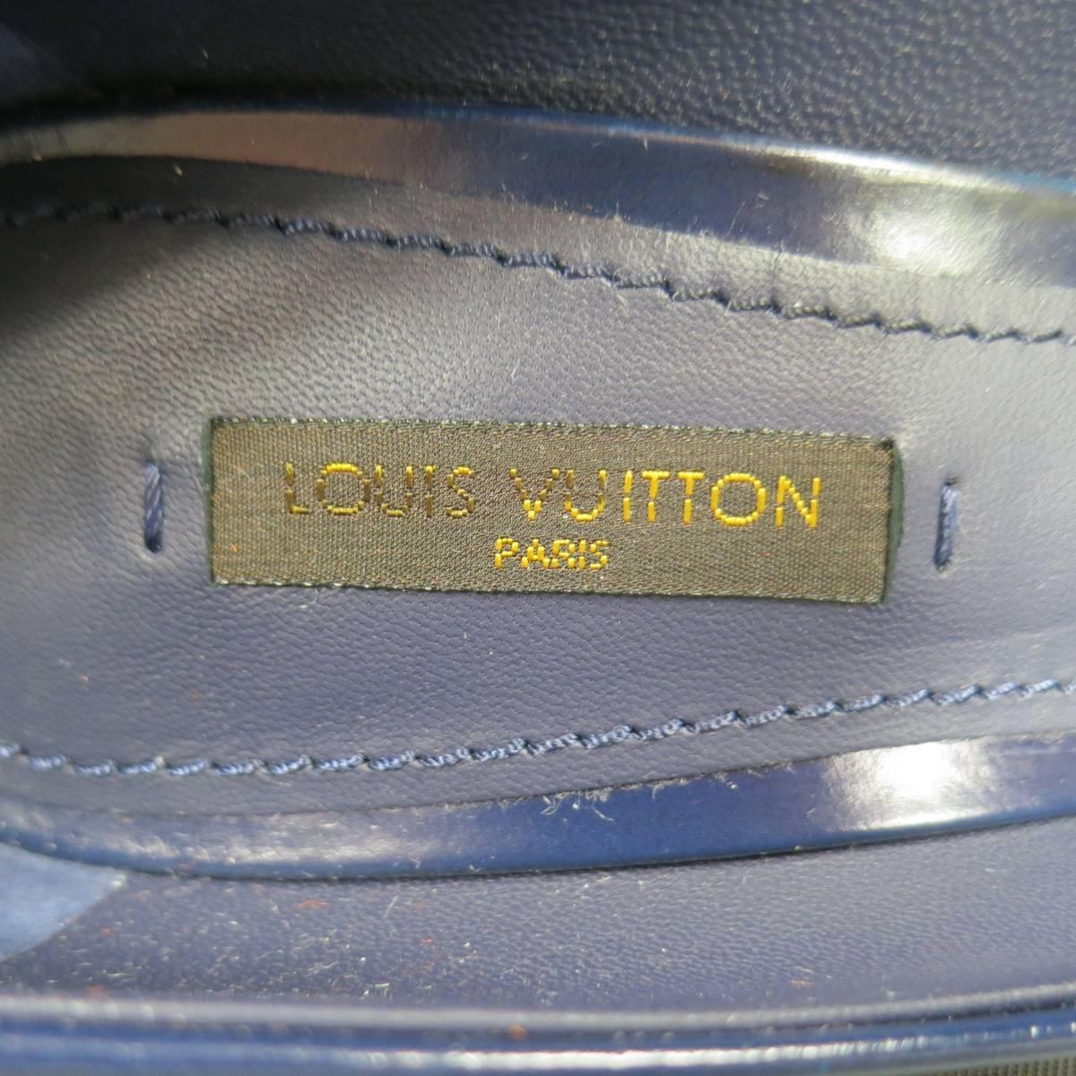 LOUIS VUITTON Size 7 Navy Blue Ombre Leather Flat Heel 'PROVOC' Pumps 2