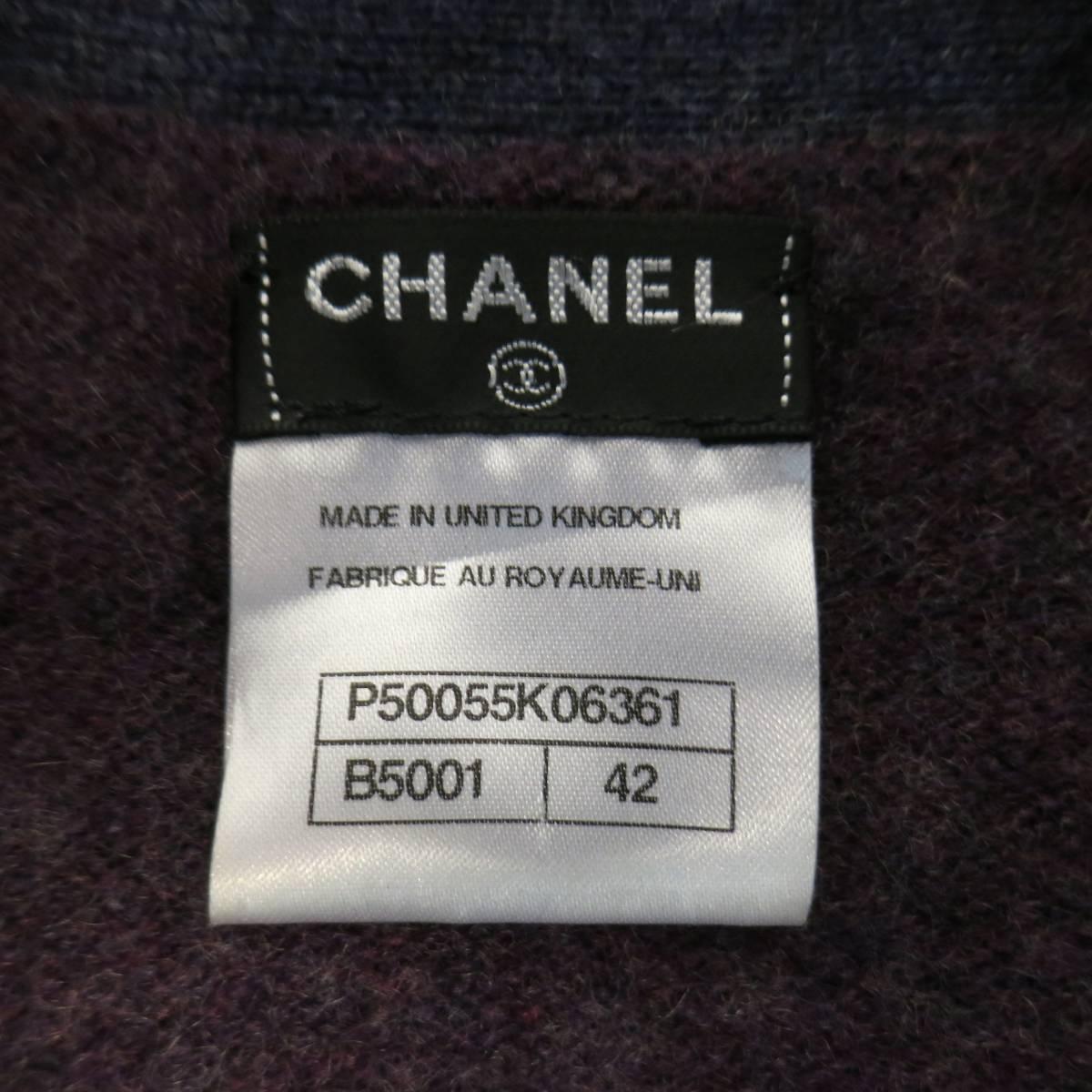 CHANEL Size 10 Two Tone Purple Lion Head Button Cashmere Cardigan In Good Condition In San Francisco, CA