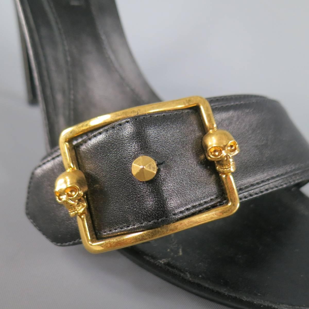 ALEXANDER MCQUEEN Size 8.5 Black Leather Gold Skull Buckle Ankle Strap Sandals In Excellent Condition In San Francisco, CA