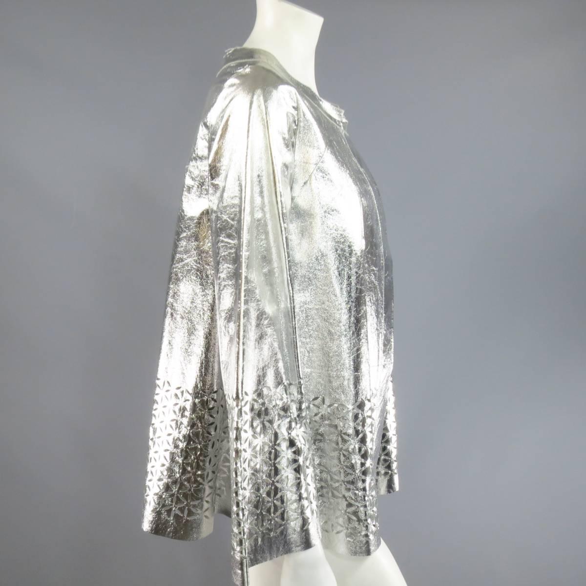 Glen Arthur for CHESTER Size 4 Metallic Silver Laser Cut Floral Leather Jacket In Excellent Condition In San Francisco, CA