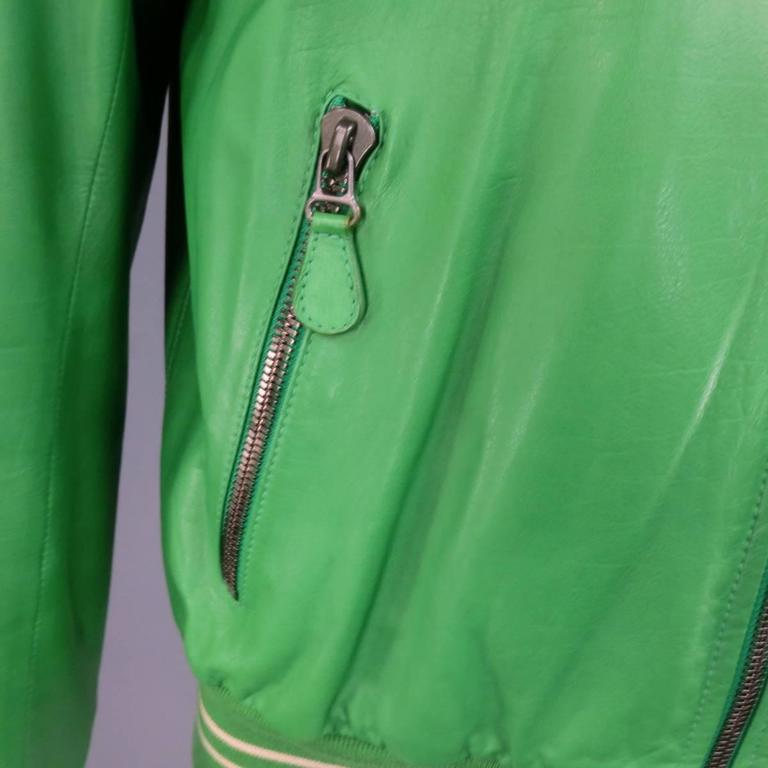 Men''s BOTTEGA VENETA 40 Green Leather Motorbike Bomber Jacket at 1stDibs | bottega  veneta green bomber, bottega veneta bomber jacket, lime green motorcycle  jacket