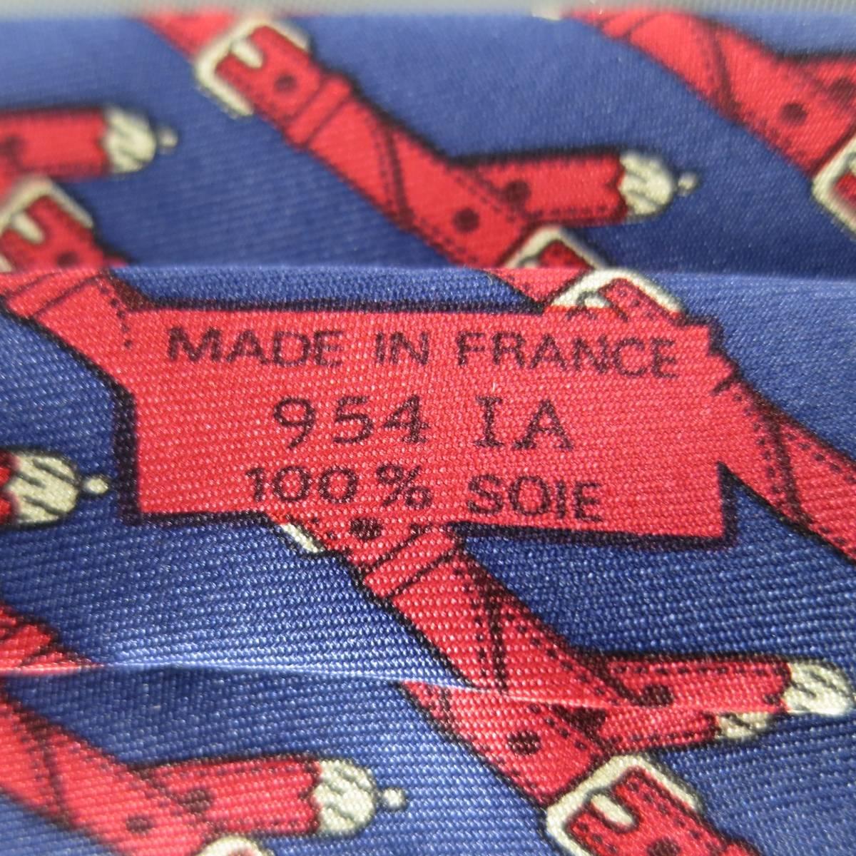 Men's HERMES Navy & Red Belt Print Pattern Silk Tie In Excellent Condition In San Francisco, CA