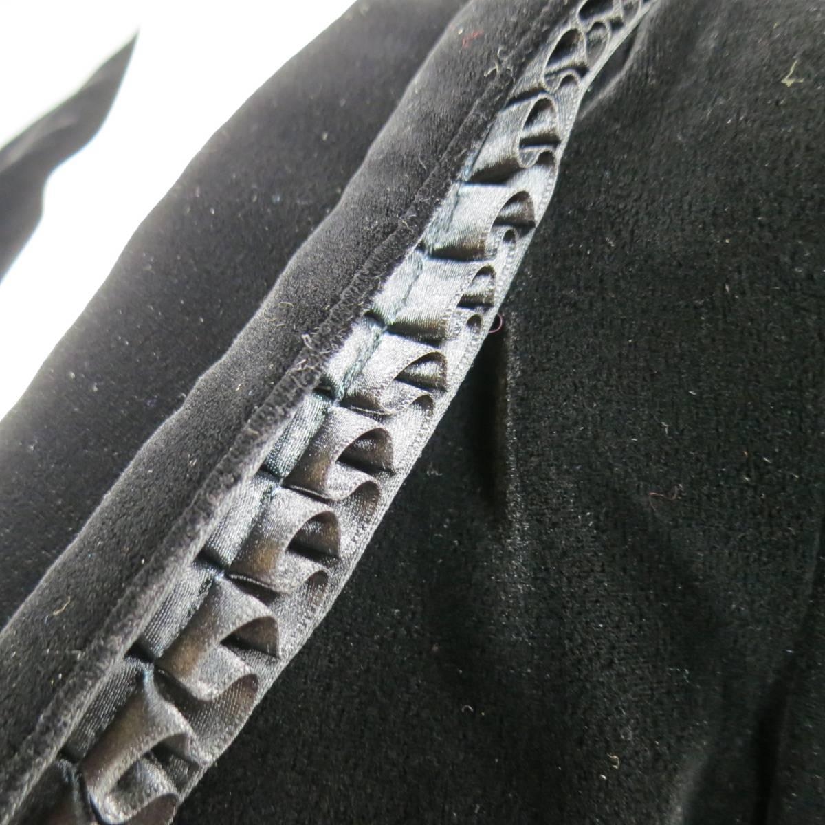 ARMANI COLLEZIONI Jacket Size 4 Black Velvet Under Ruffle Shawl Collar Tuxedo In Excellent Condition In San Francisco, CA