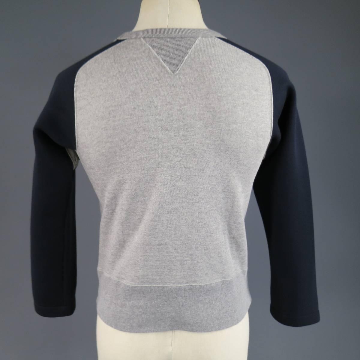 Men's SASQUATCHfabrix Sweatshirt Small Heather Grey Navy Neoprene Raglan Sleeve