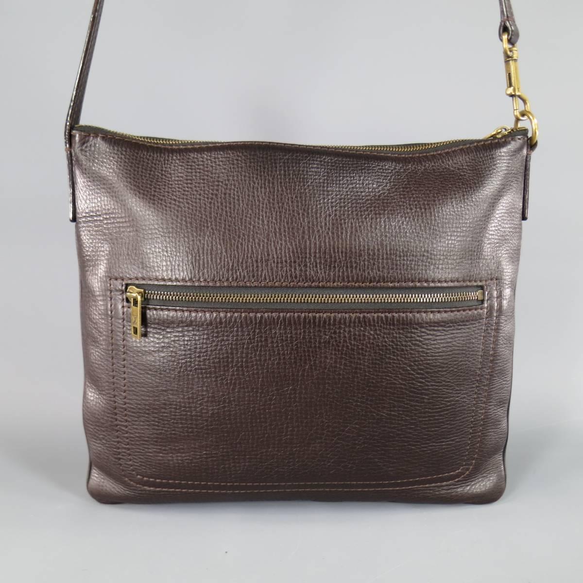 Gray LOUIS VUITTON Brown Utah Textured Leather Sac Plat Messenger Bag