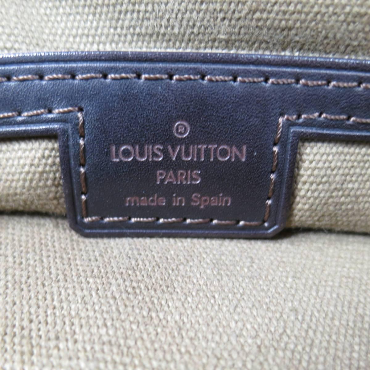 LOUIS VUITTON Brown Utah Textured Leather Sac Plat Messenger Bag 1