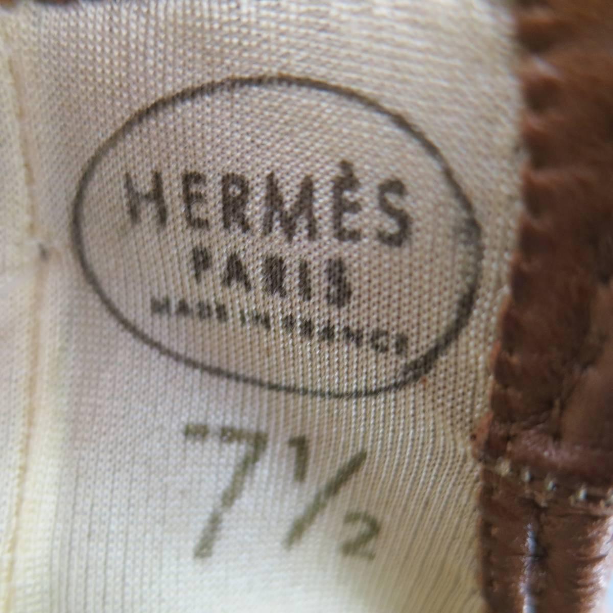 Vintage HERMES Size 7 1/2 Tan Ostrich Leather Gloves In Excellent Condition In San Francisco, CA