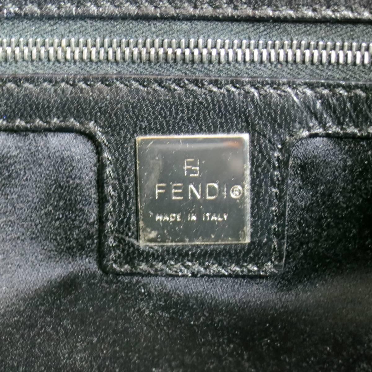 FENDI Handbag - Black Leather Handbag 3