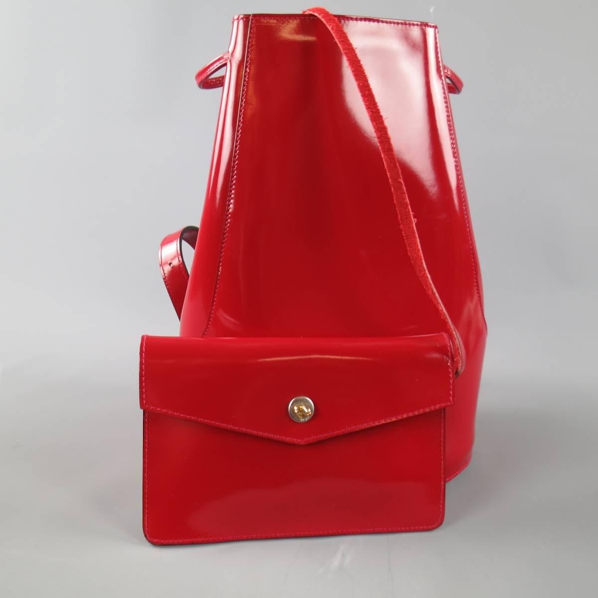 Vintage SALVATORE FERRAGAMO Red Patent Leather Drawstring Bucket Backpack 3