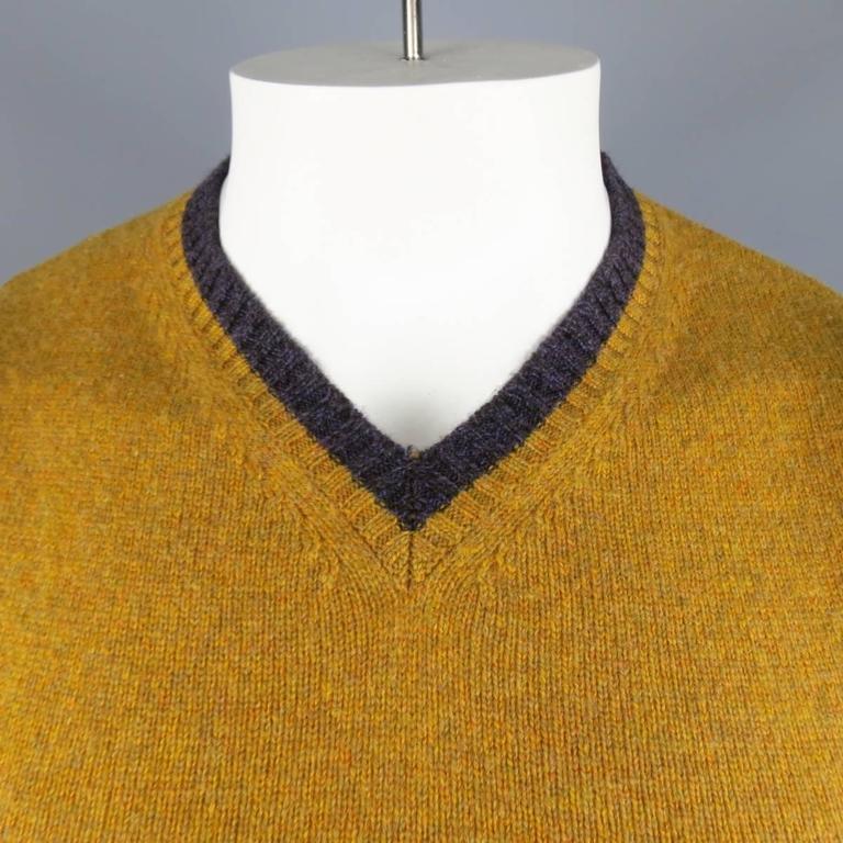 Men's ETRO Size M Gold and Brown Heather Merino Wool V Neck Sweater ...
