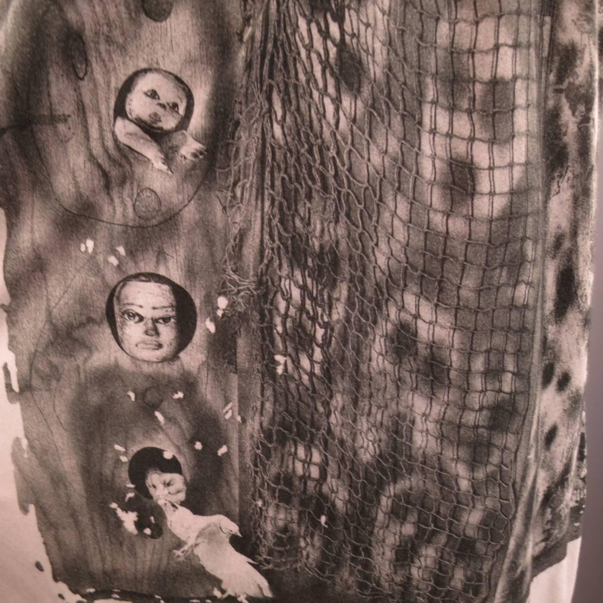 COMME des GARCONS X Roger Ballen Size S Light Grey Cotton Extended Tall T-shirt In Excellent Condition In San Francisco, CA