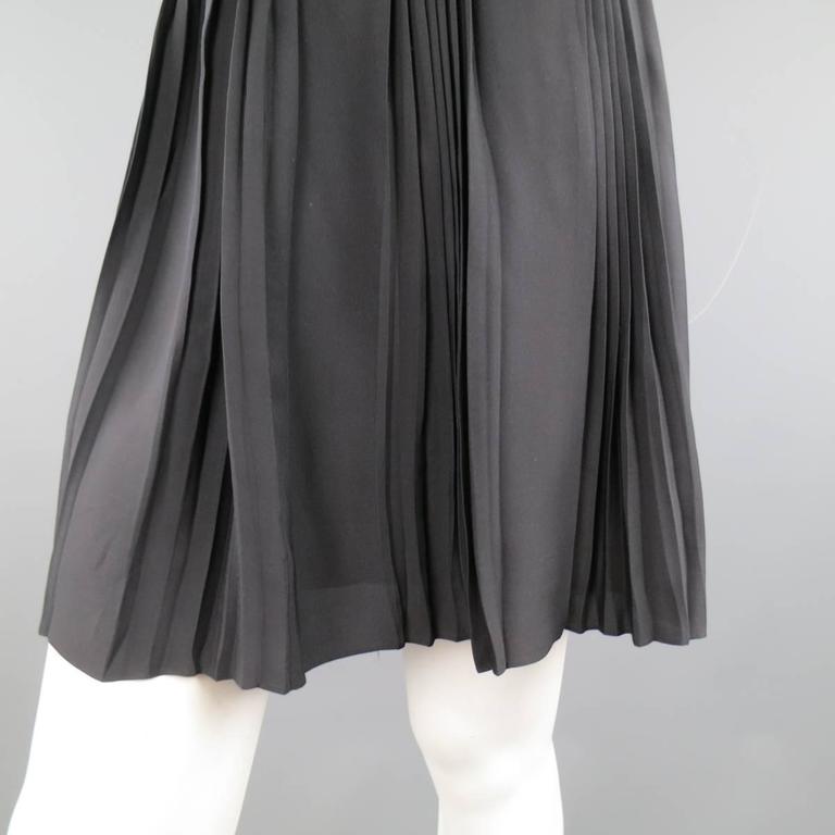 GUCCI Size 6 Black Silk Pleated Flare Skirt at 1stDibs | gucci black skirt