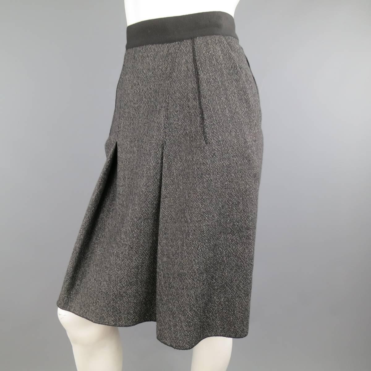 DOLCE & GABBANA Size 4 Heather Gray Pleated Front A Line Skirt In Excellent Condition In San Francisco, CA